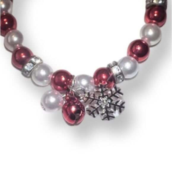 🤯5/$20🤯 NEW Periwinkle By Barlow Pearl, Red, And Rhinestone Girls Bracelet - Picture 2 of 2